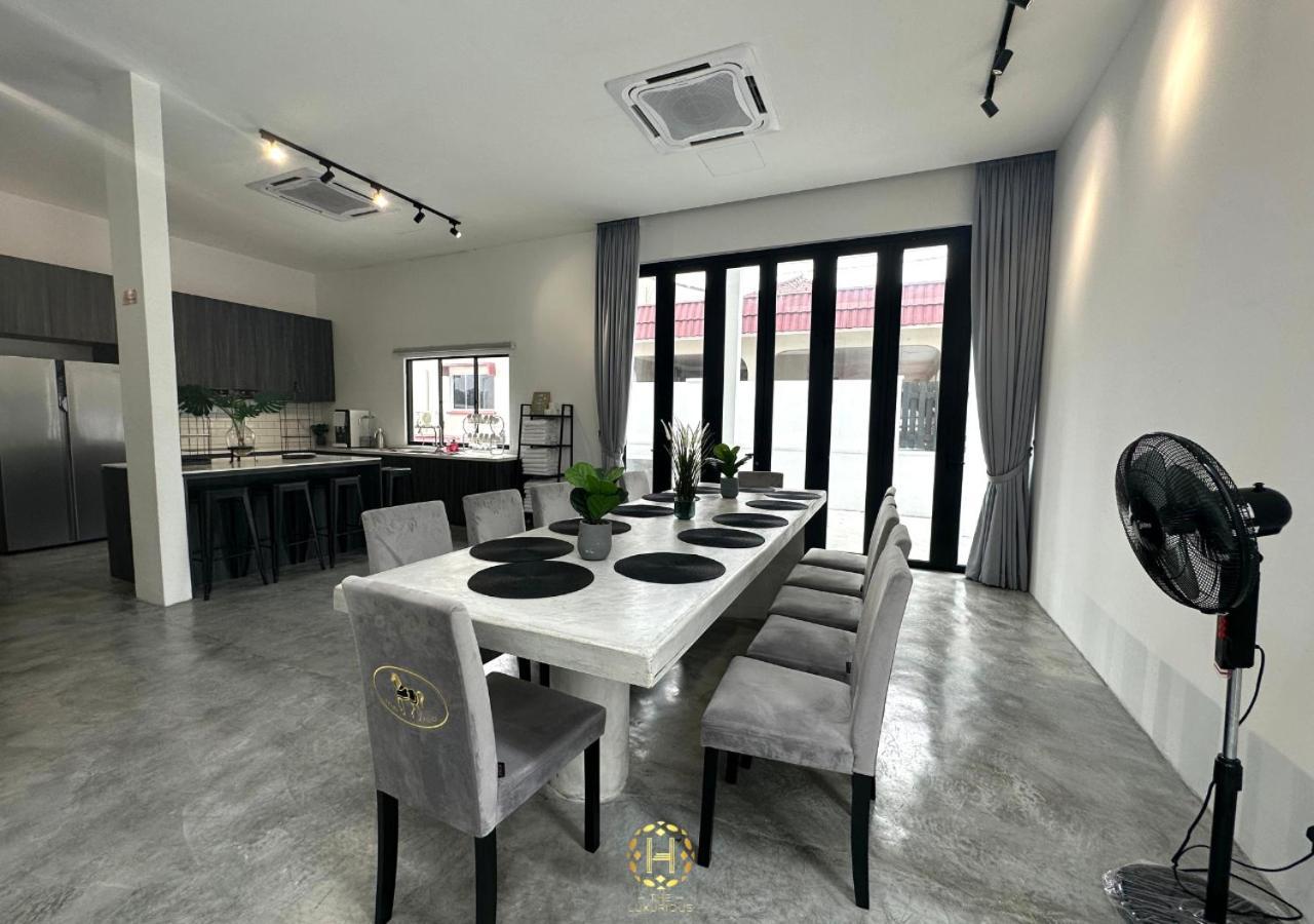 The Luxurious 27, Johor Bahru Exterior foto