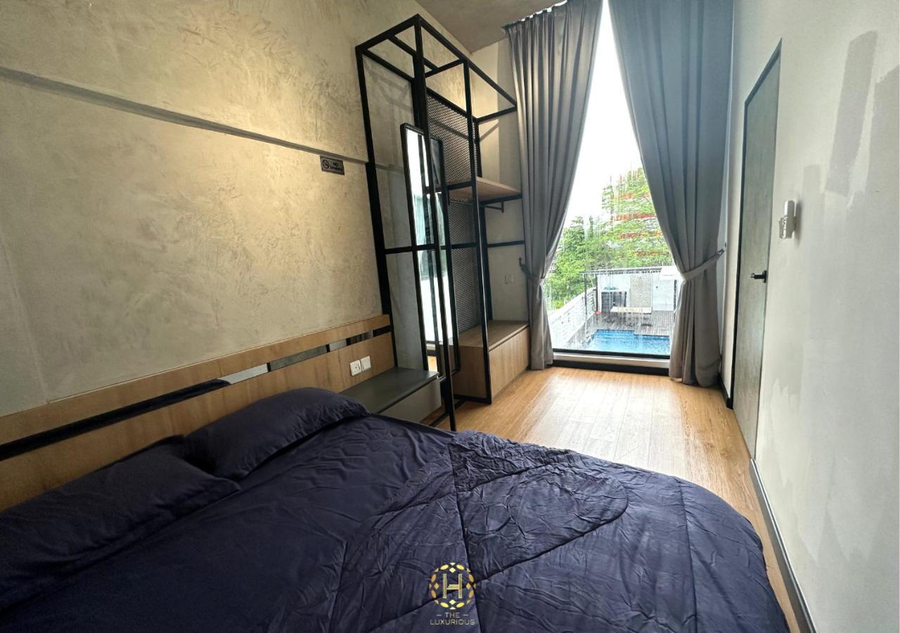 The Luxurious 27, Johor Bahru Exterior foto