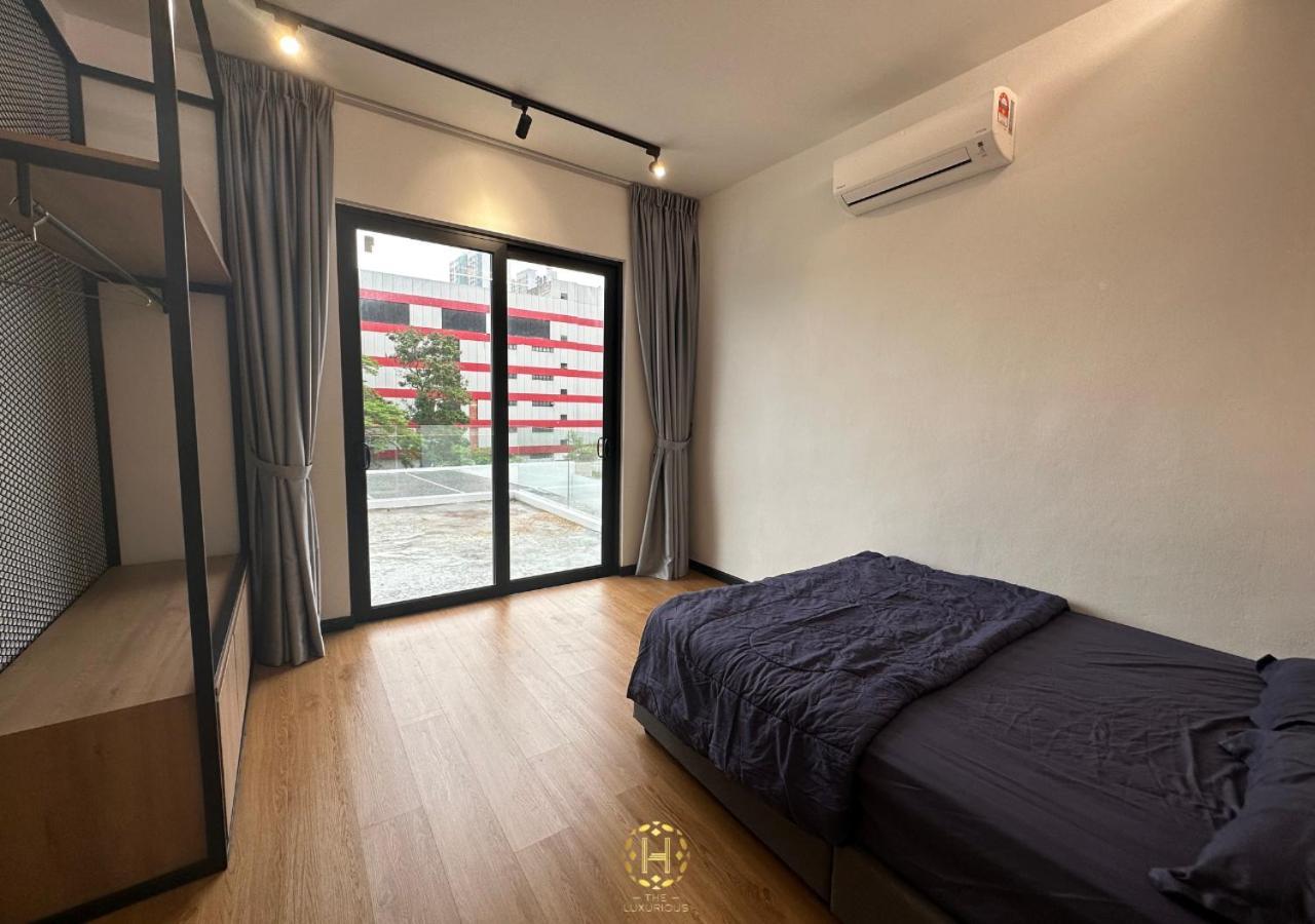 The Luxurious 27, Johor Bahru Exterior foto