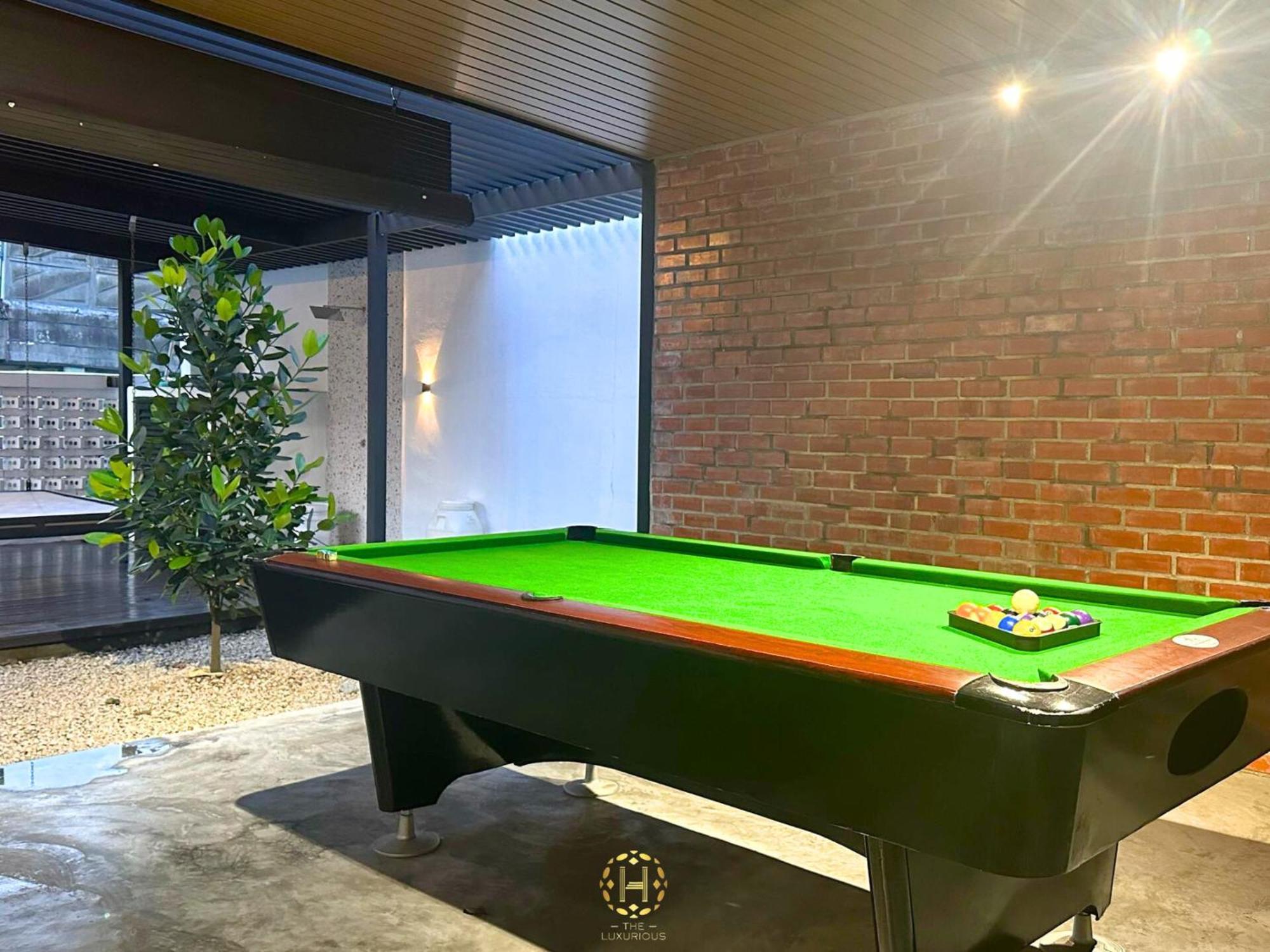 The Luxurious 27, Johor Bahru Exterior foto